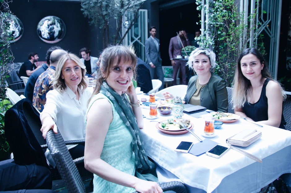 GQ x Cacharel: Büyülü Marakeş