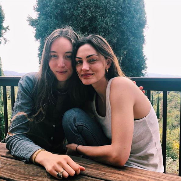 Instagram’ı sevmemiz için bir sebep daha: Phoebe Tonkin