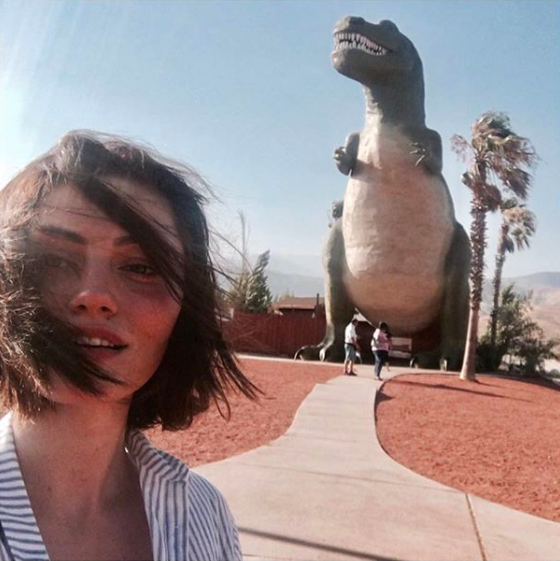 Instagram’ı sevmemiz için bir sebep daha: Phoebe Tonkin