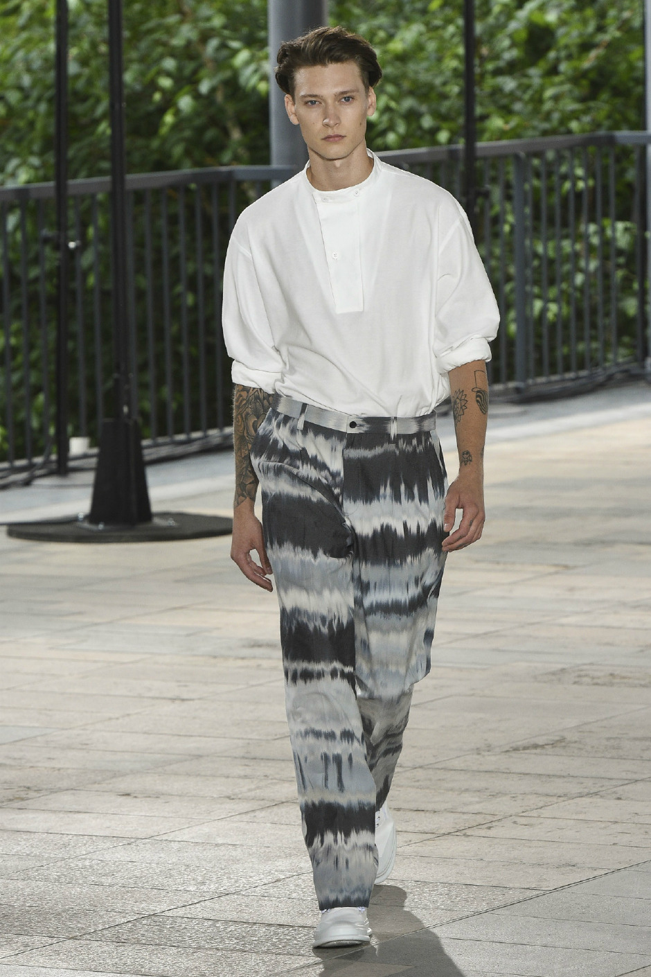 “Doğaya dönüş”: 2019 İlkbahar/Yaz Paris Erkek Moda Haftası 2. gün