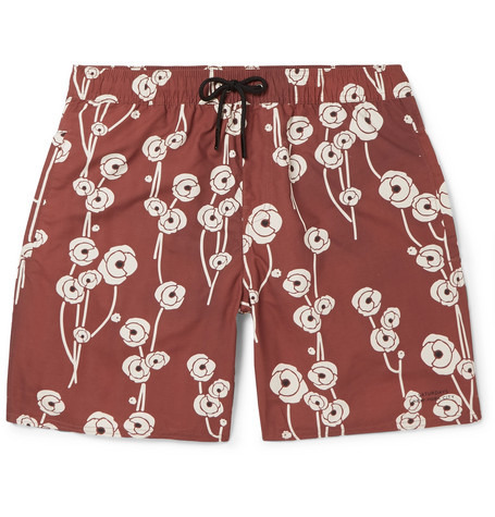 Plaj çantanızın olmazsa olmazı 17 ürün