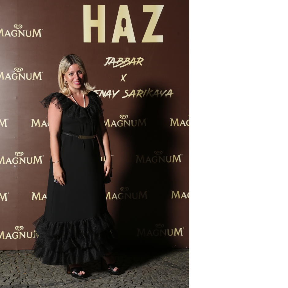 Yazın en haz dolu kutlaması: Jabbar ft Serenay Sarıkaya