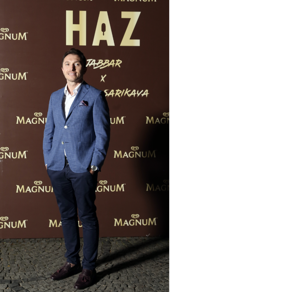 Yazın en haz dolu kutlaması: Jabbar ft Serenay Sarıkaya