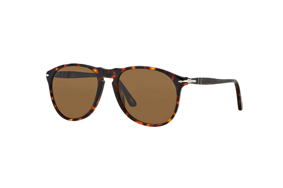 Persol, mirasını yeni koleksiyonu ile yeniden inşa ediyor