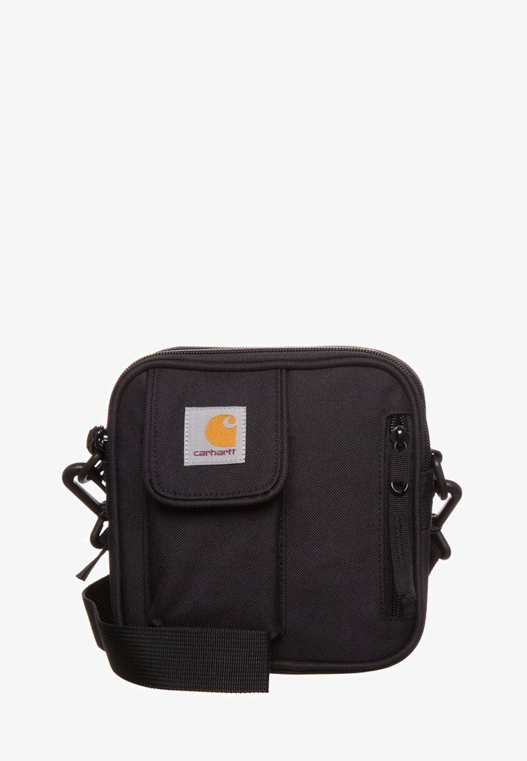 Bel çantası nasıl yeniden moda oldu?