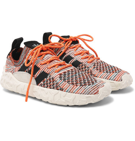 Yazlık sneakerlar geldi