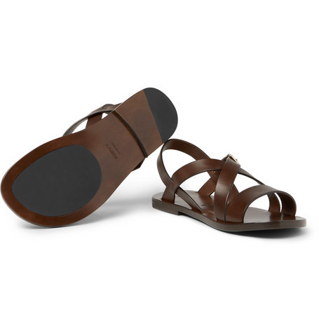 Yaz sıcaklarına alternatif ayakkabılar