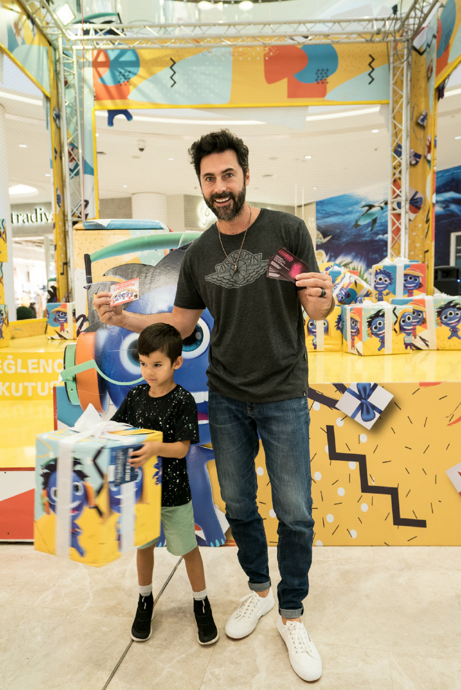 Kıvanç Kasabalı ve oğlu Can Emaar Çocuk Karnavalı’nda