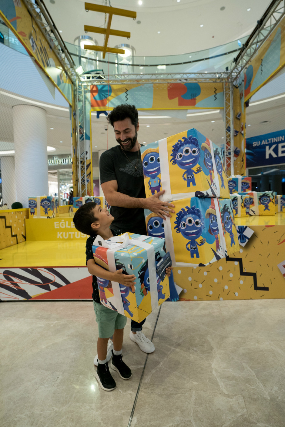 Kıvanç Kasabalı ve oğlu Can Emaar Çocuk Karnavalı’nda