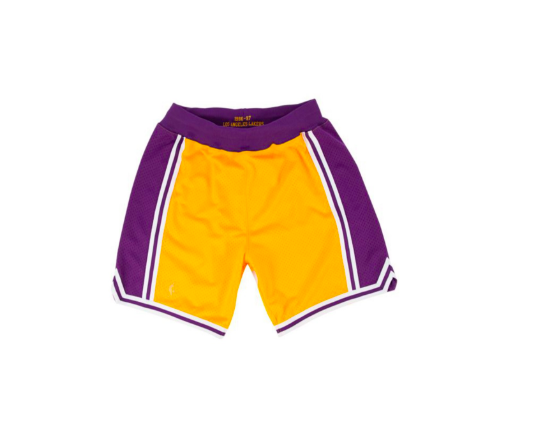 Basketbol Şortunuz Sonunda Moda Oluyor