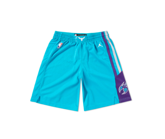 Basketbol Şortunuz Sonunda Moda Oluyor