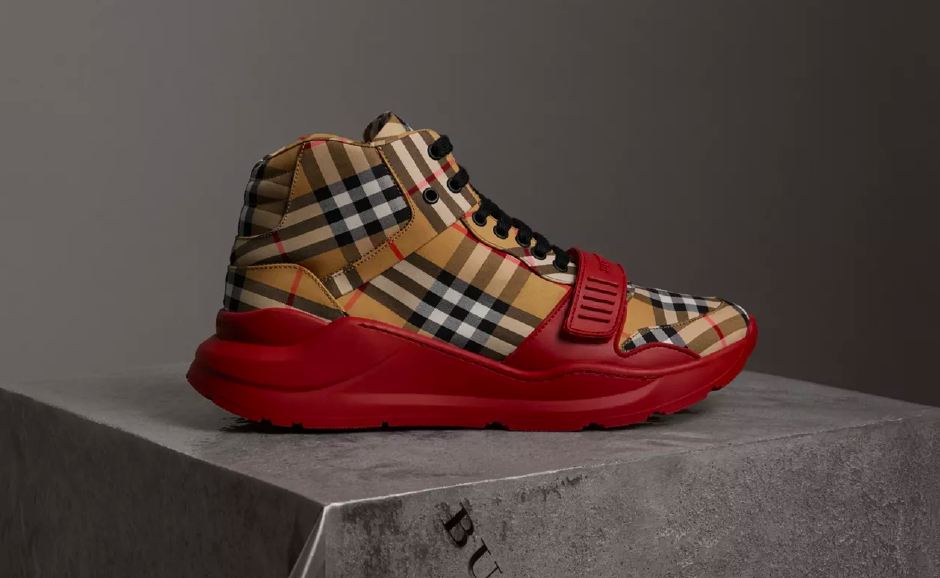 Ayağınıza En Yakışacak Trençkot