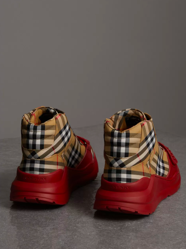 Ayağınıza En Yakışacak Trençkot