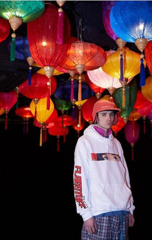 Animelere Yer Açın: F-LAGSTUF-F