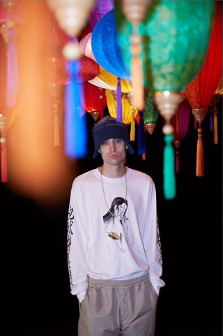 Animelere Yer Açın: F-LAGSTUF-F