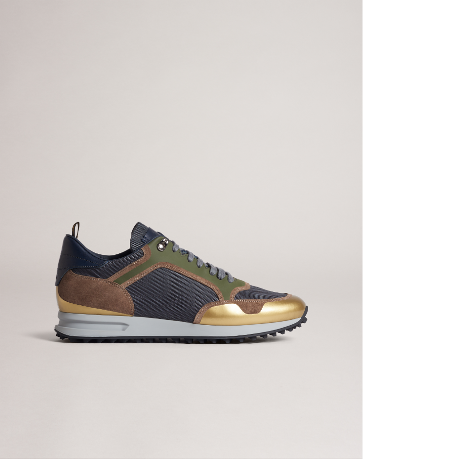 Dunhill'le Şimdiden Yılbaşına Hazırlanın