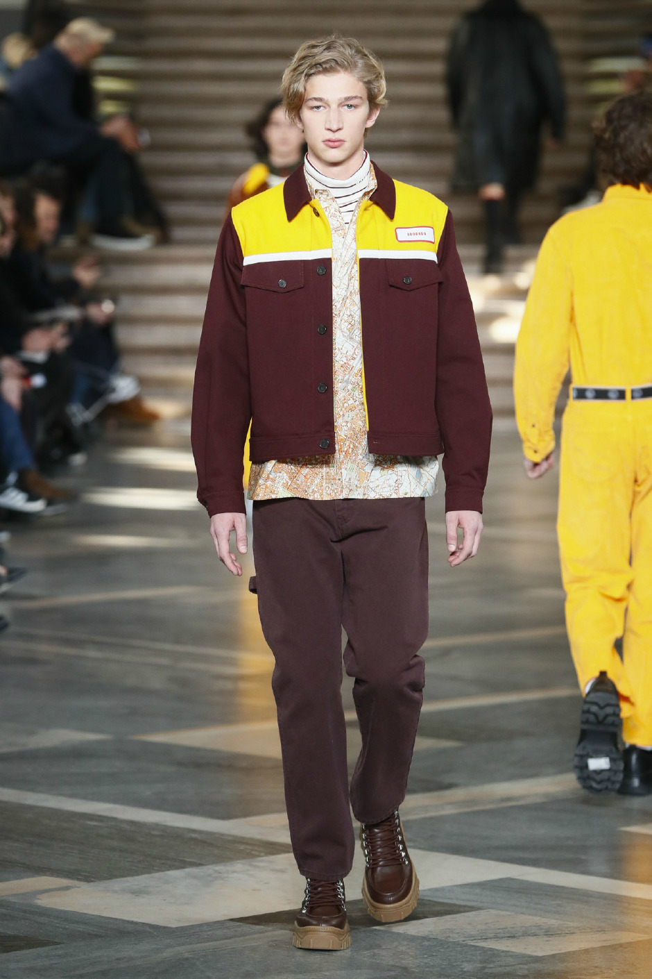 Kesmeye Kıyamıyoruz Kesmeye Kıyamıyoruz