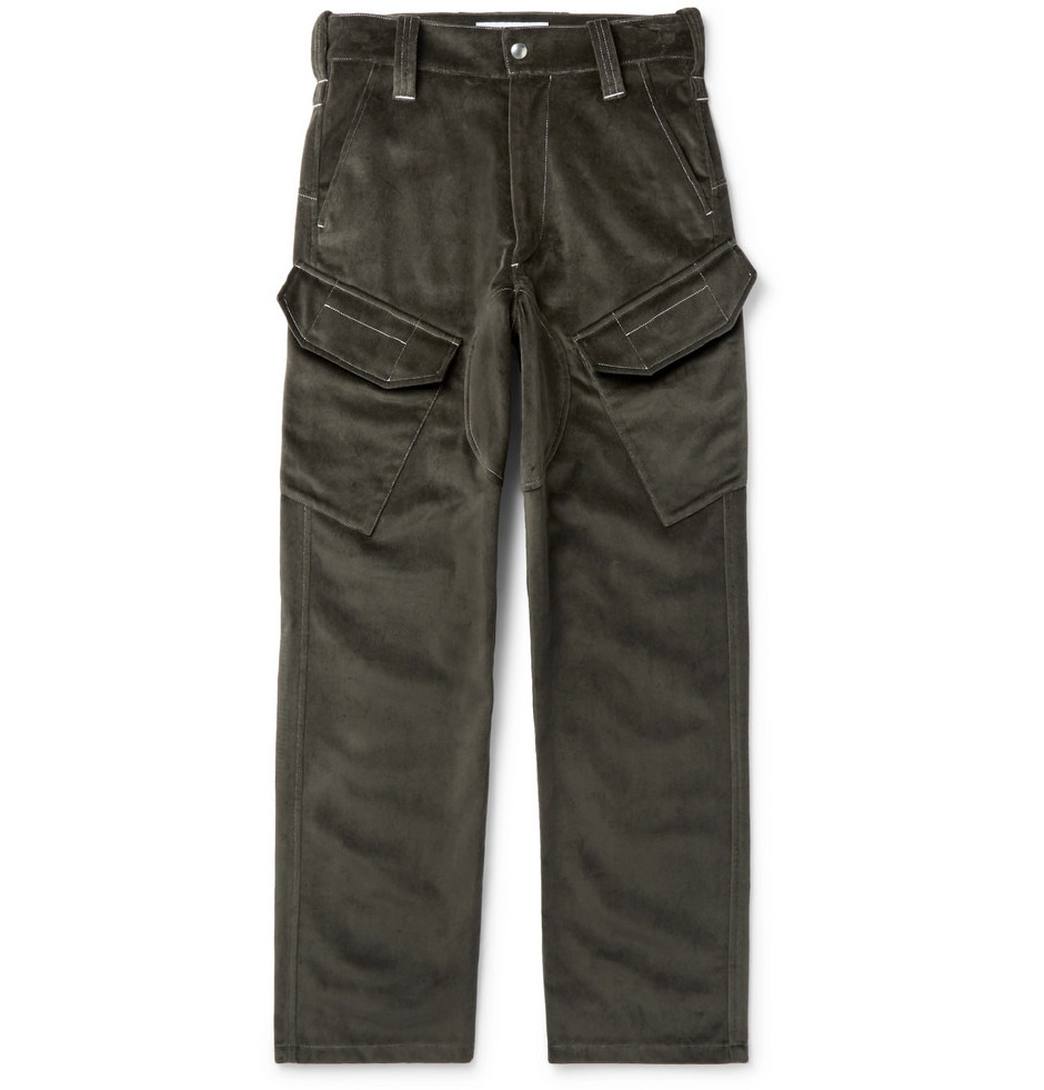 Siyah Giyinmenin Beş Formu Siyah Giyinmenin Beş Formu