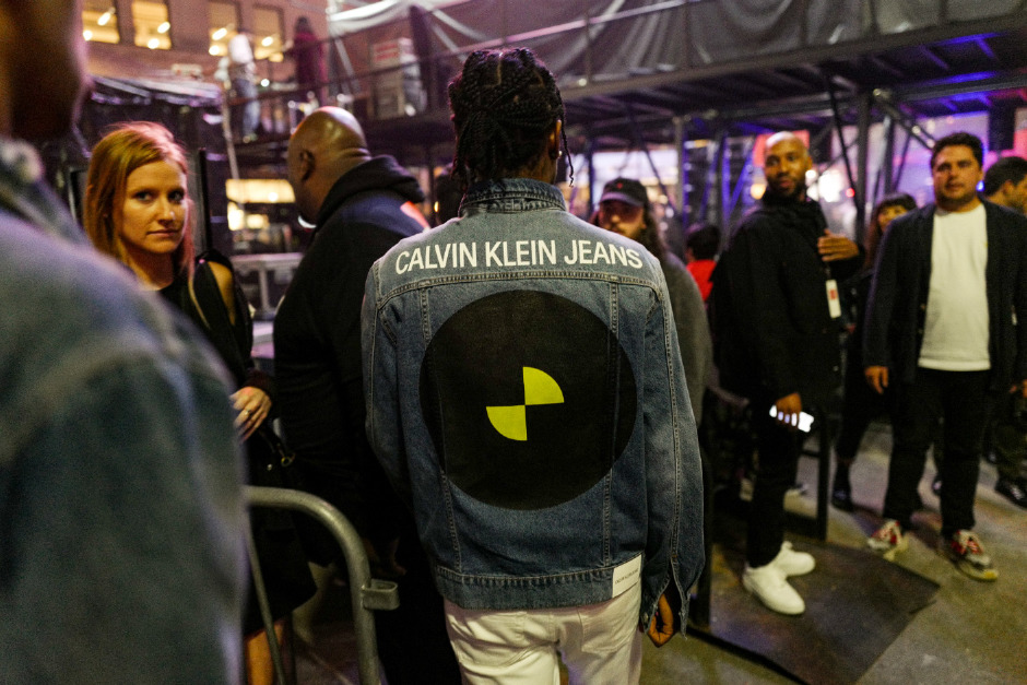 Calvin Klein’ın Etkinliğinde Asap Rocky Sürprizi