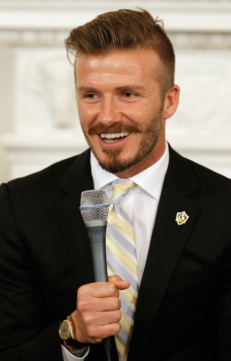 Undercut'tan Buzz Kesime David Beckham'ın Saç Evrimi Undercut'tan Buzz Kesime David Beckham'ın Saç Evrimi