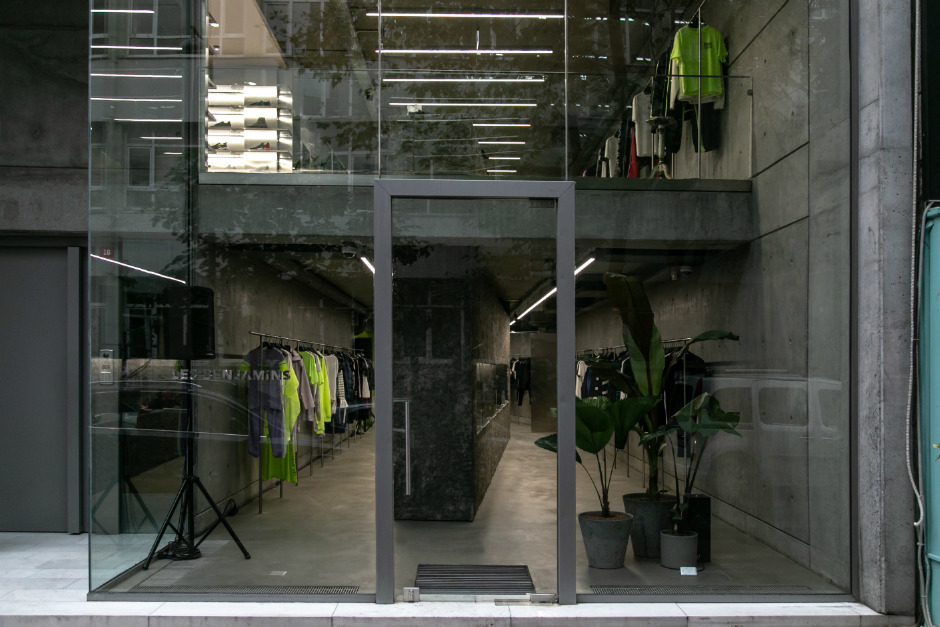Les Benjamins'ın İlk Flagship Mağazası