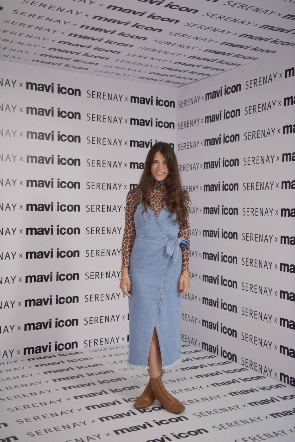 Çok Serenay, Çok Mavi Bir Gece Çok Serenay, Çok Mavi Bir Gece