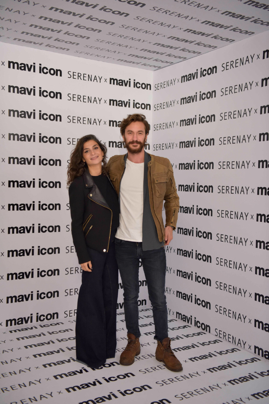 Çok Serenay, Çok Mavi Bir Gece Çok Serenay, Çok Mavi Bir Gece