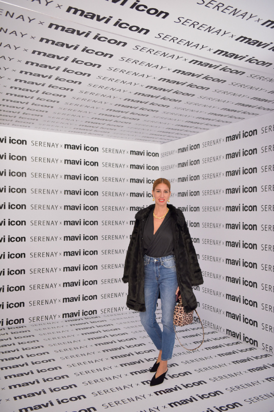 Çok Serenay, Çok Mavi Bir Gece Çok Serenay, Çok Mavi Bir Gece