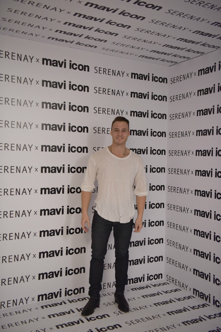 Çok Serenay, Çok Mavi Bir Gece Çok Serenay, Çok Mavi Bir Gece