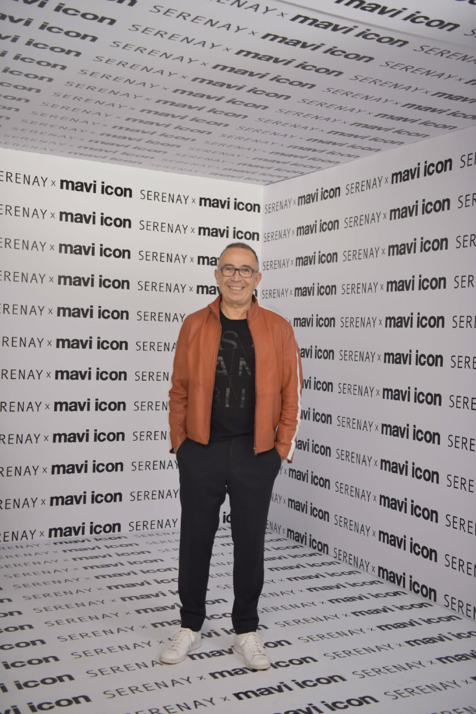 Çok Serenay, Çok Mavi Bir Gece Çok Serenay, Çok Mavi Bir Gece