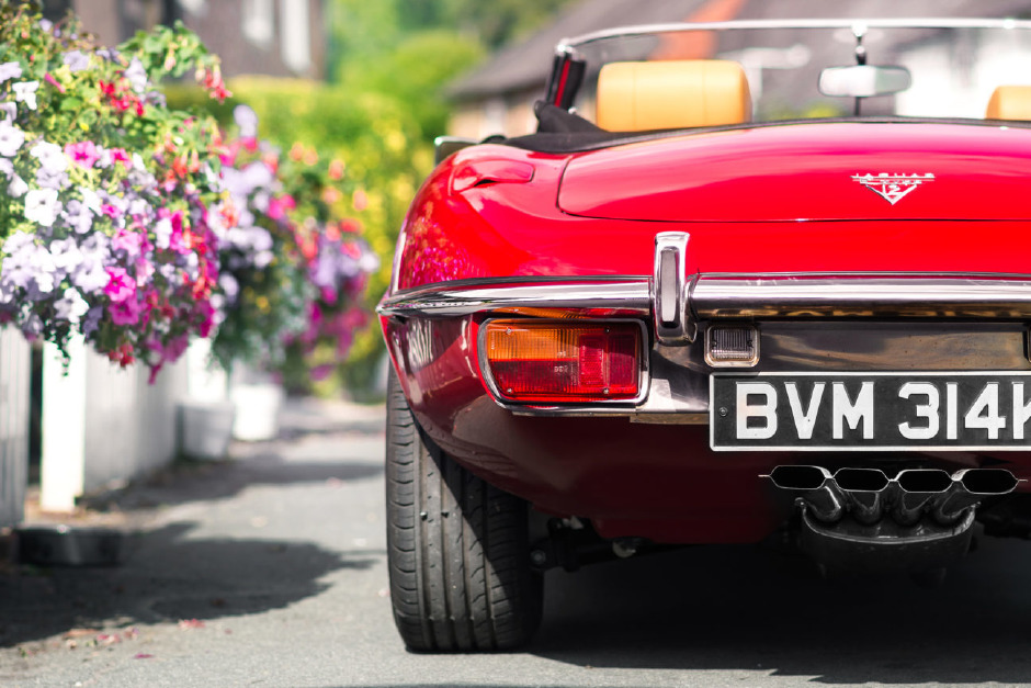 Jaguar’ın Yeniden Tasarlanan İkonik Arabası: E-Type Series 3