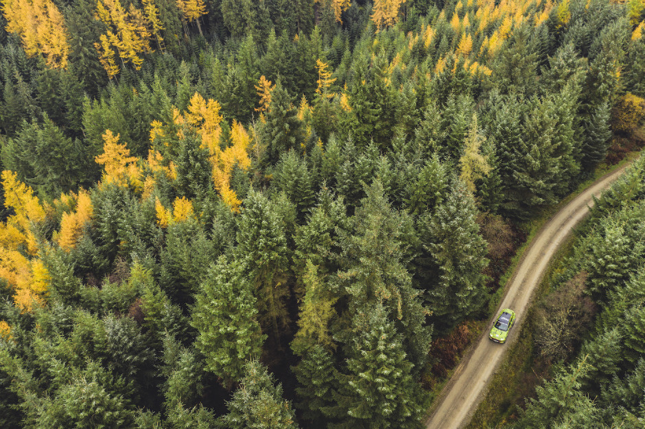 Aston Martin'in İlk SUV Modeli: DBX