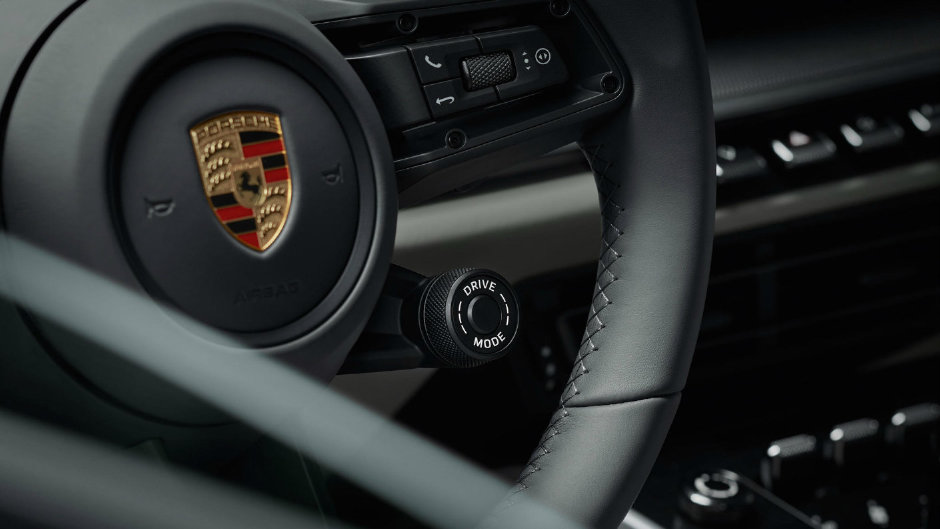 Porsche’un Yeni 911 Carrera S Modeliyle Tanışın