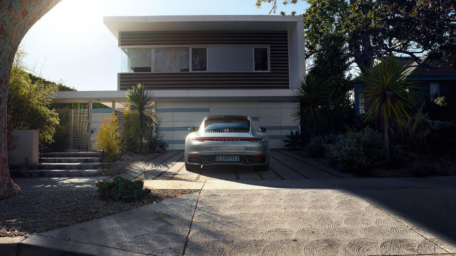 Porsche’un Yeni 911 Carrera S Modeliyle Tanışın