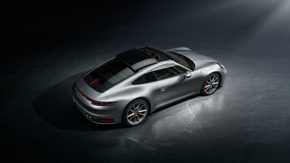 Porsche’un Yeni 911 Carrera S Modeliyle Tanışın