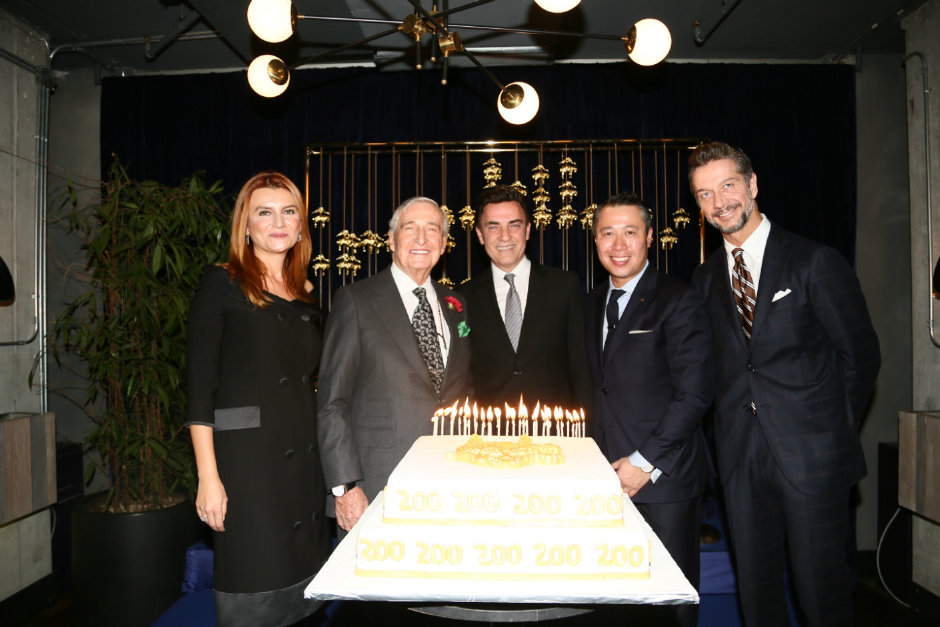 Brooks Brothers 200. Yıl Kutlaması