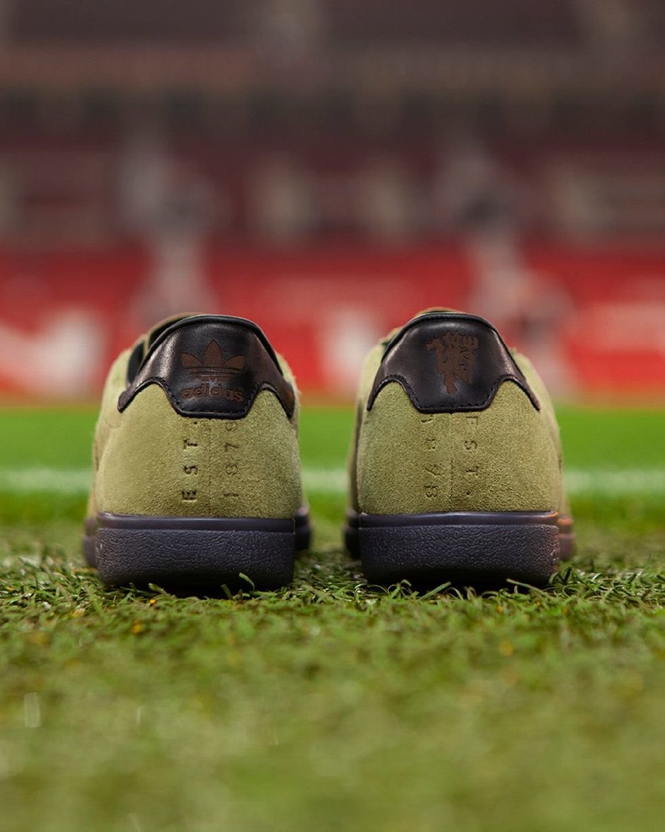 adidas Originals ve Manchester United’dan Ortak Sneaker
