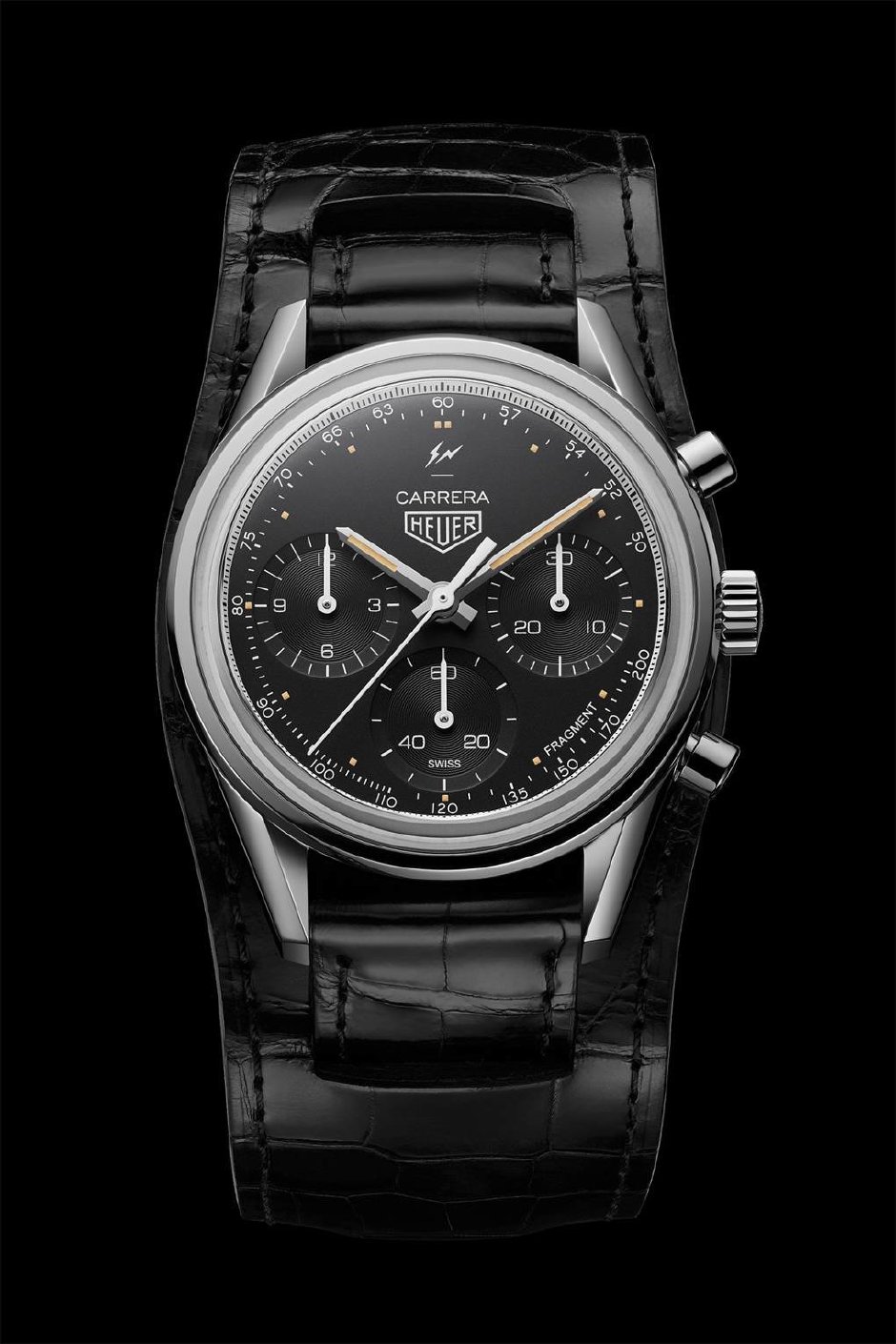 Tag Heuer ve Fragment Design’ın Yeni Carrera Tasarımını Keşfedin