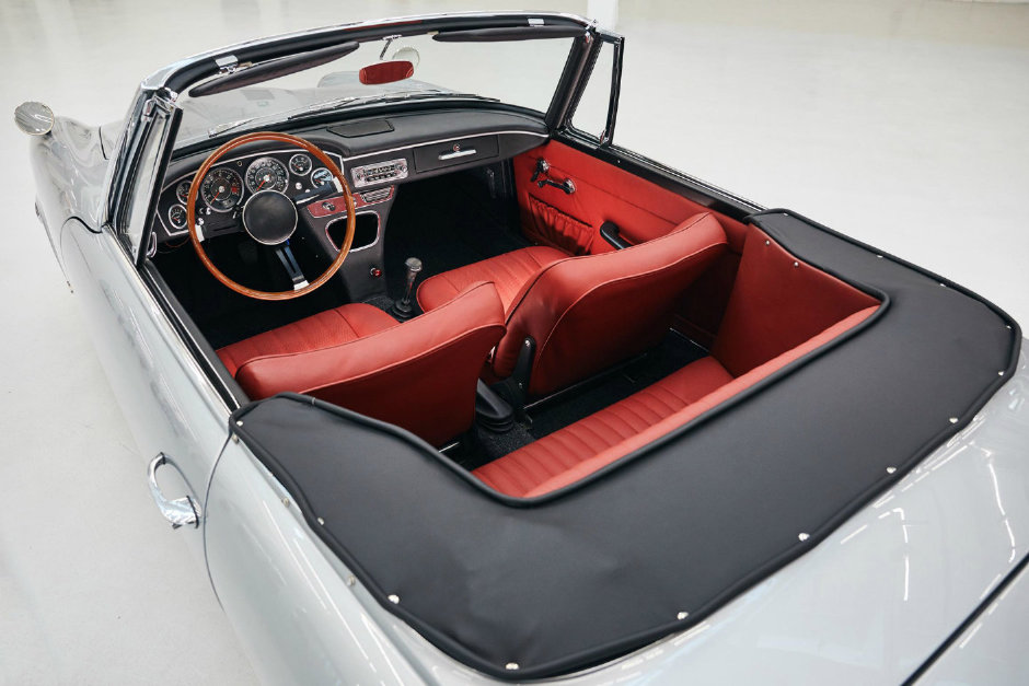 BMW’nin Kalan Son 1600 GT Convertible Modeliyle Tanışın