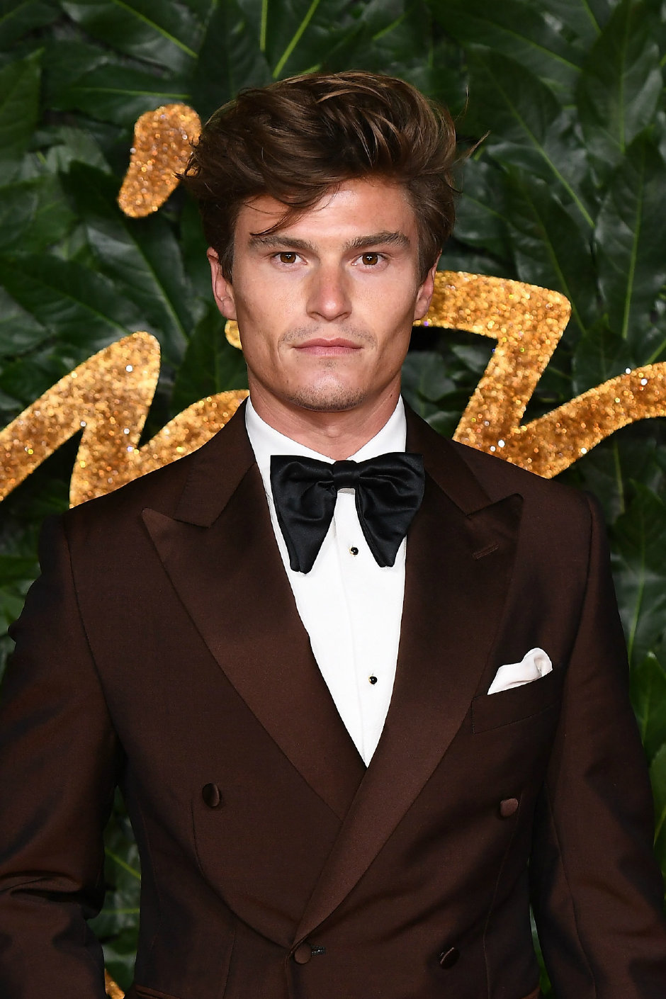 Elvis Presley İlhamlı Pompadour Saçlar