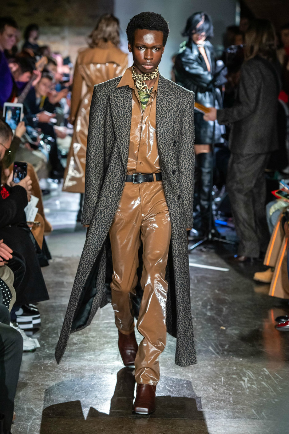 John Lawrence Sullivan Sonbahar / Kış 2019