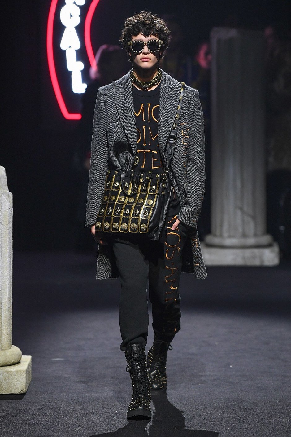 Moschino Sonbahar / Kış 2019