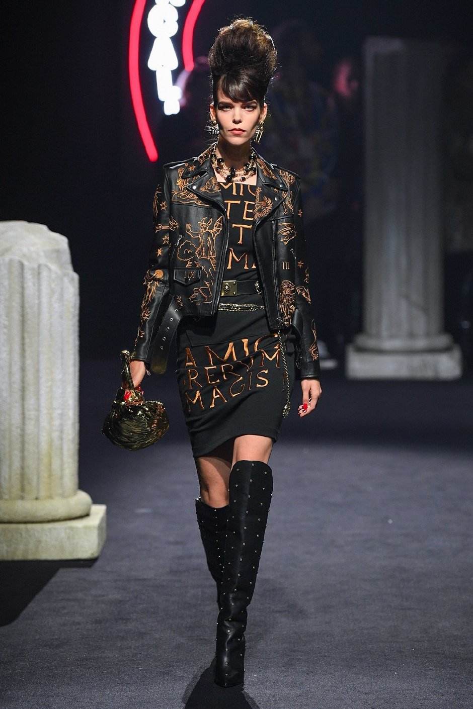 Moschino Sonbahar / Kış 2019