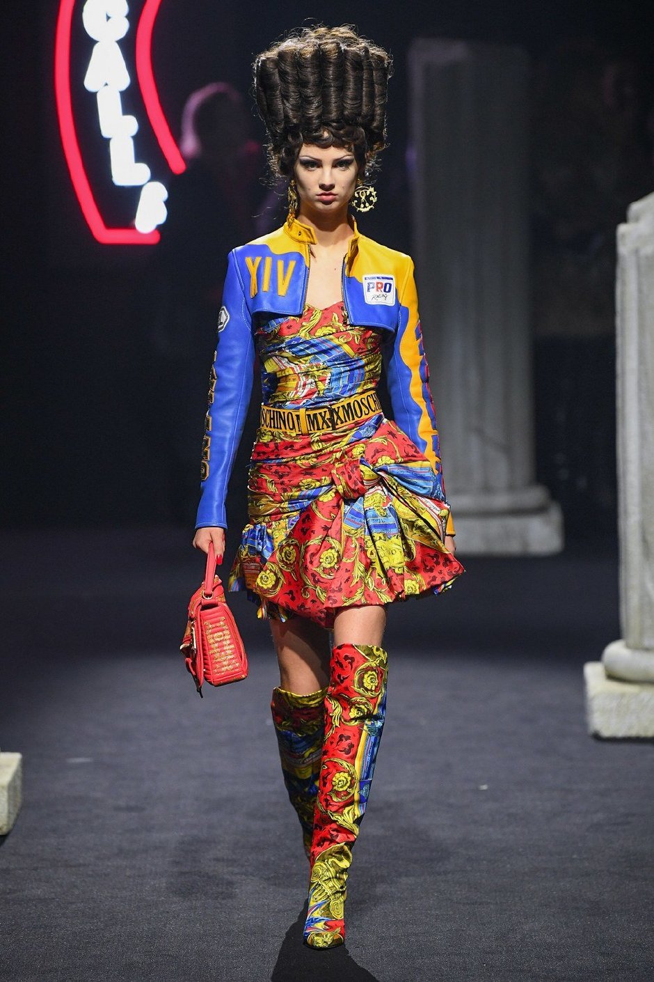 Moschino Sonbahar / Kış 2019