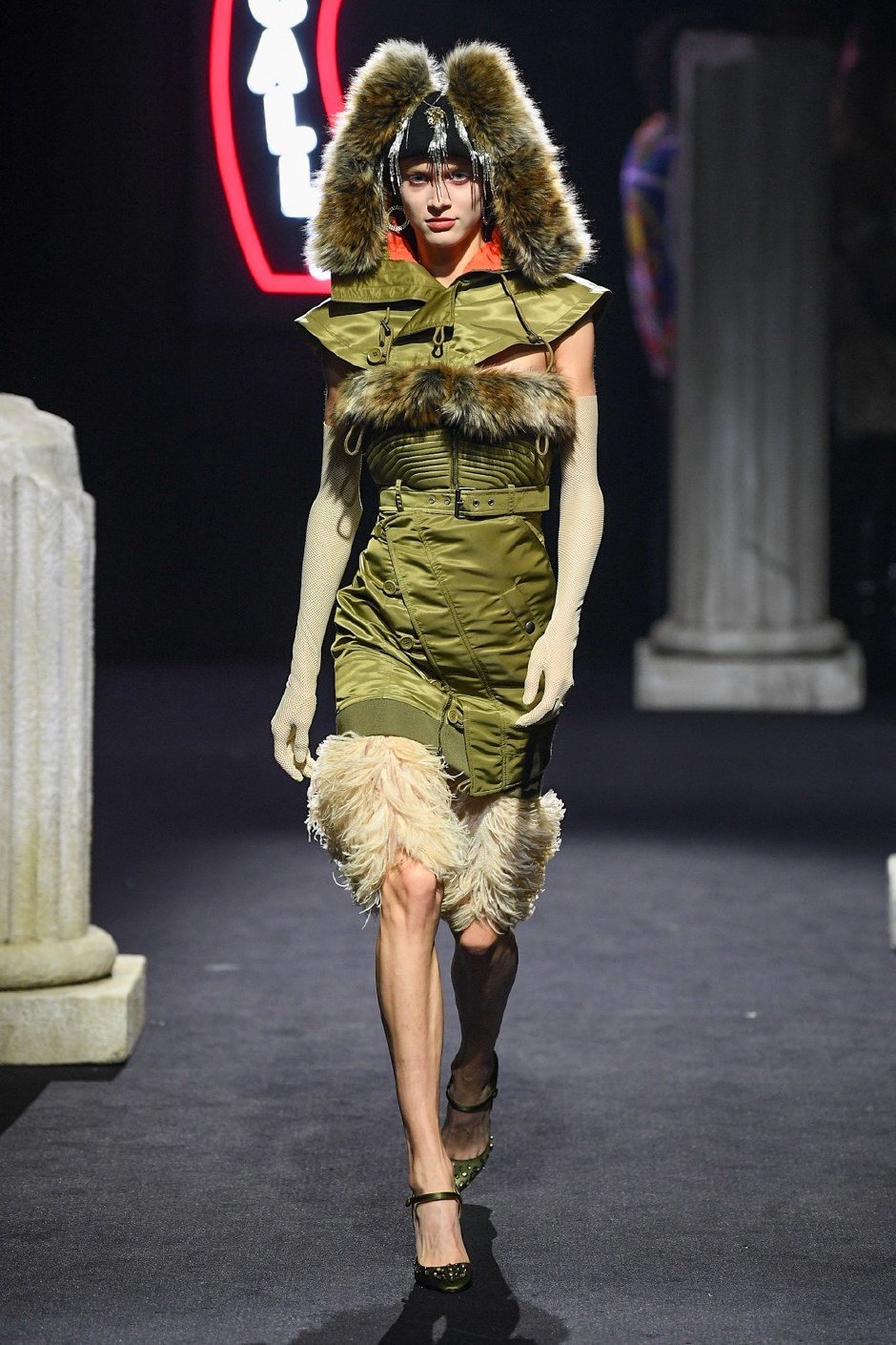 Moschino Sonbahar / Kış 2019