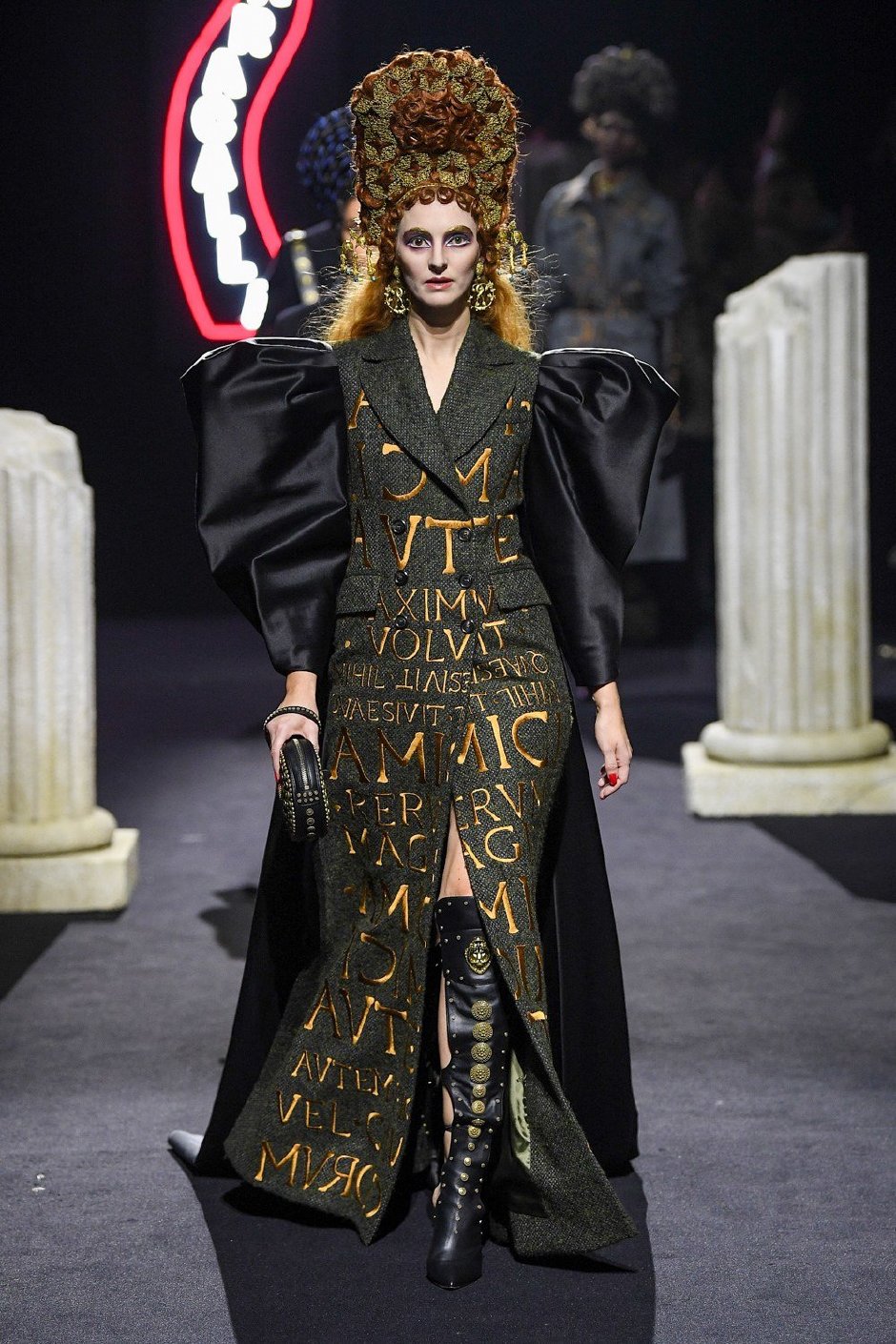 Moschino Sonbahar / Kış 2019