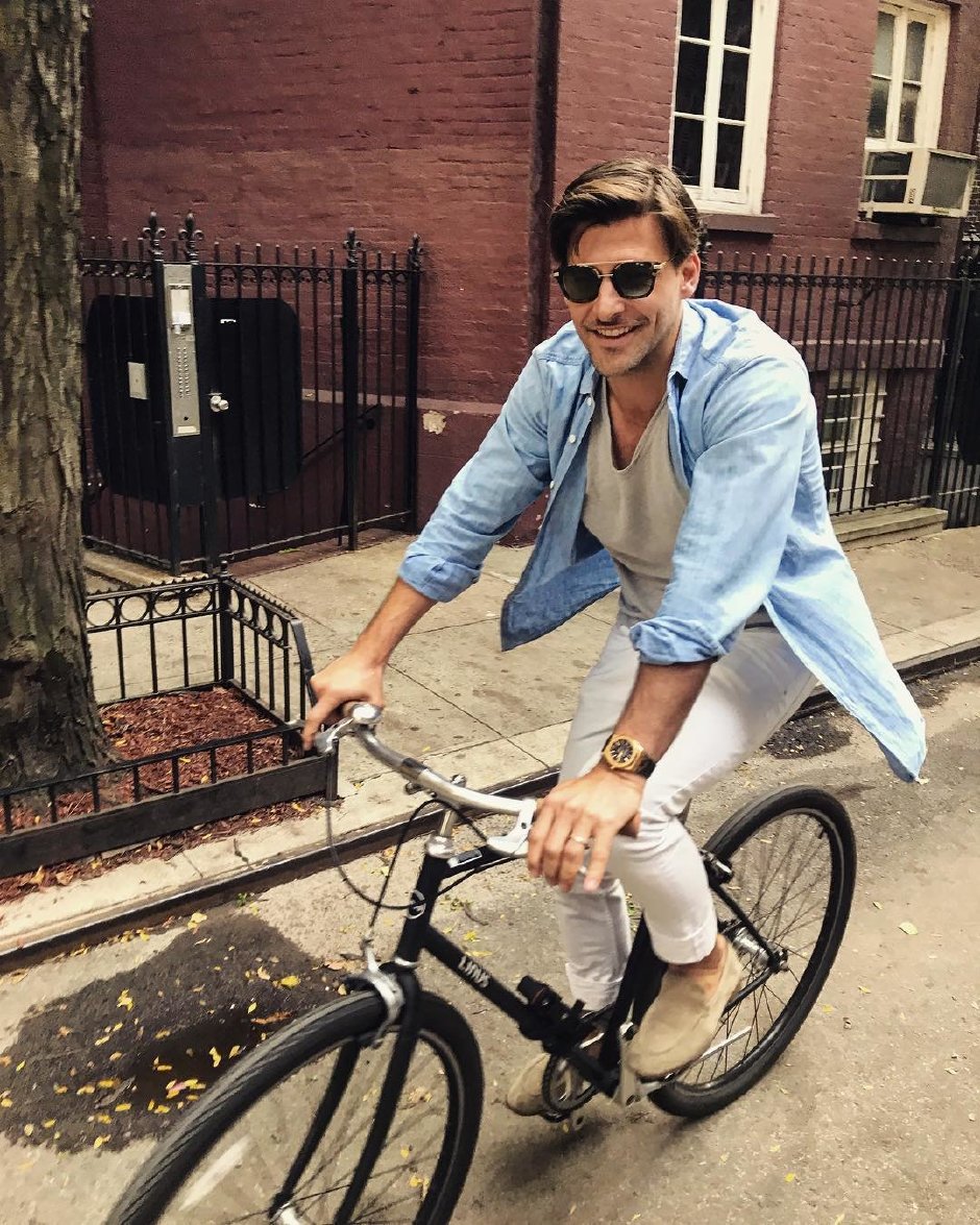 Johannes Huebl ve İkonik Stili