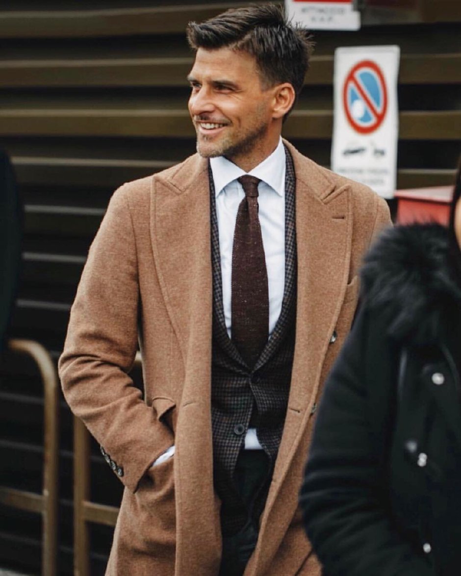 Johannes Huebl ve İkonik Stili