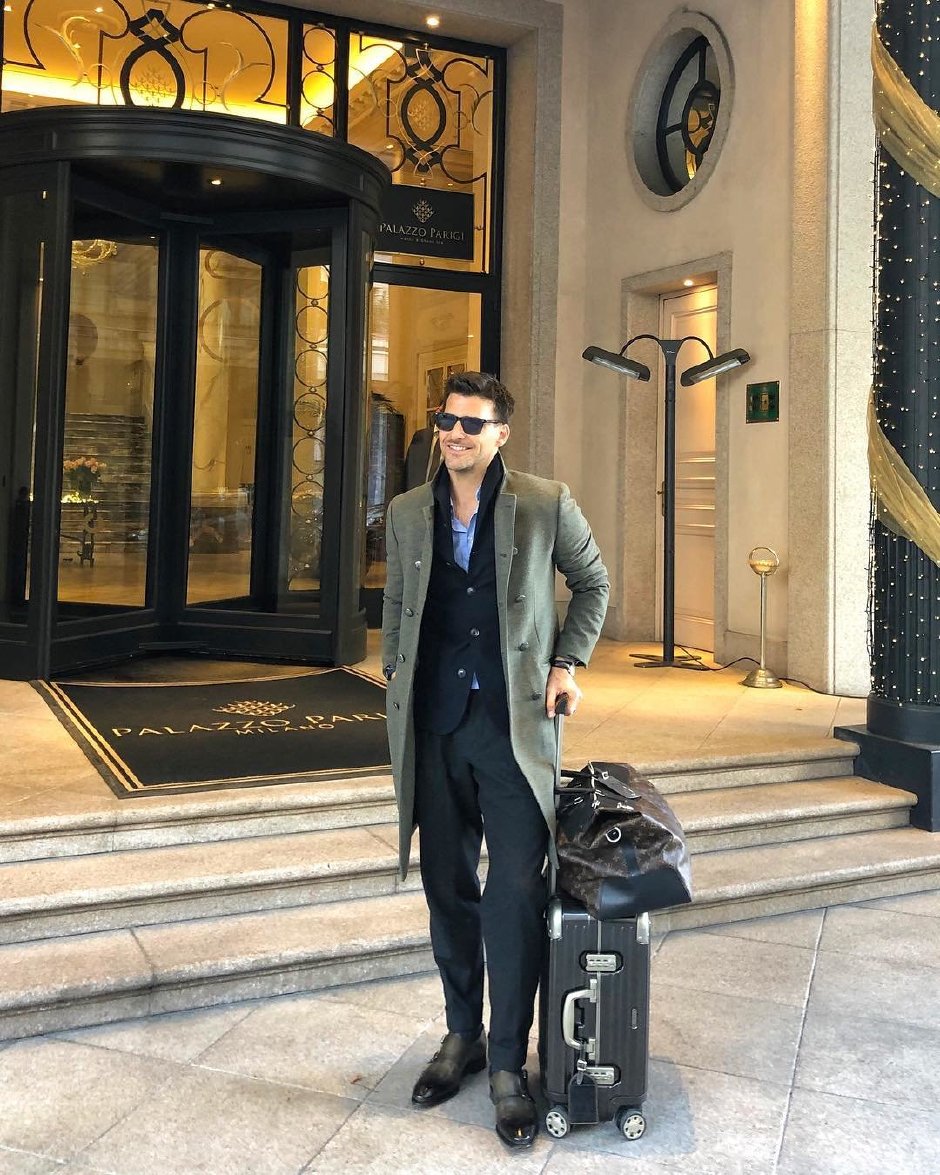 Johannes Huebl ve İkonik Stili