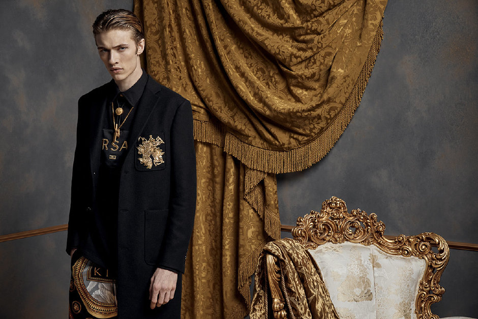 KITH ve Versace’nin Yeni Erkek Koleksiyonu ile Tanışın